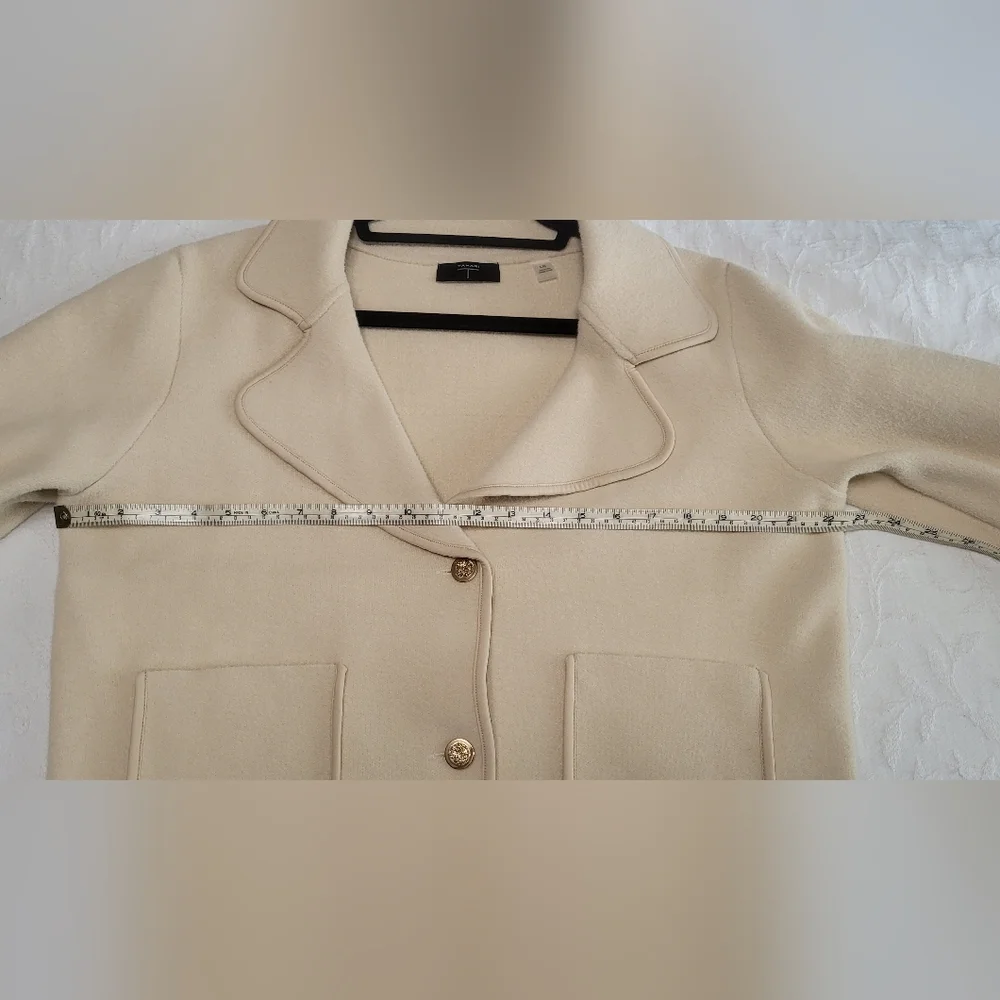 Tahari Elegant Cream Women's Jacket